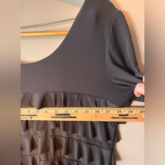 Frank Lyman dress - Picture 7 of 11